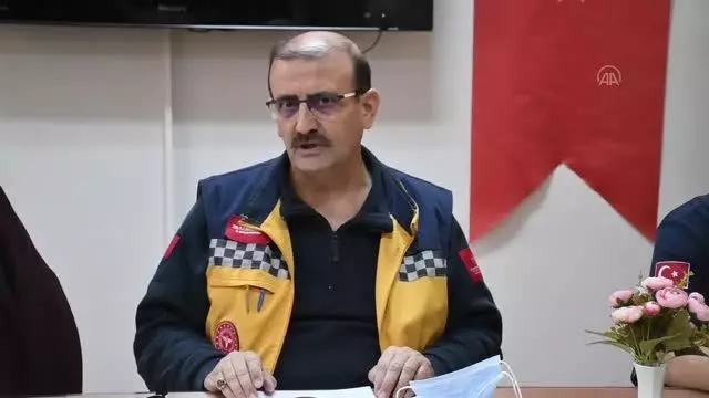 İkna ekibi vatandaşları aşıya teşvik etti İkna ekibi vatandaşları aşıya teşvik etti
