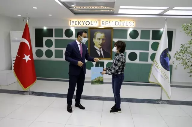 İpekyolu Belediyesi Online Kitap Okuma Yarışması İpekyolu Belediyesi Online Kitap Okuma Yarışması