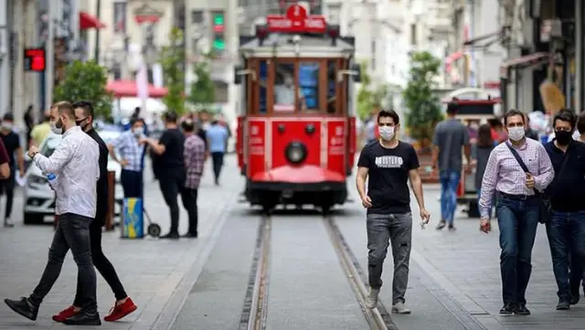 İstanbul'da vaka sayıları son on günde yüzde 30 oranında azaldı İstanbul'da vaka sayıları son on günde yüzde 30 oranında azaldı