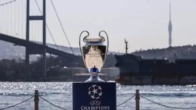 İstanbul'daki Şampiyonlar Ligi finaline sınırlı sayıda seyirci alınacak İstanbul'daki Şampiyonlar Ligi finaline sınırlı sayıda seyirci alınacak