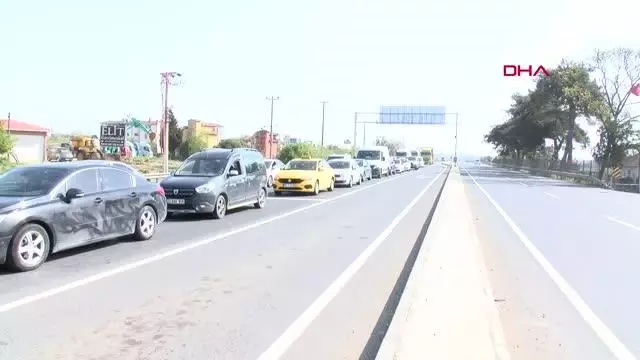 İstanbul-Tekirdağ yolunda araç kuyruğu İstanbul-Tekirdağ yolunda araç kuyruğu