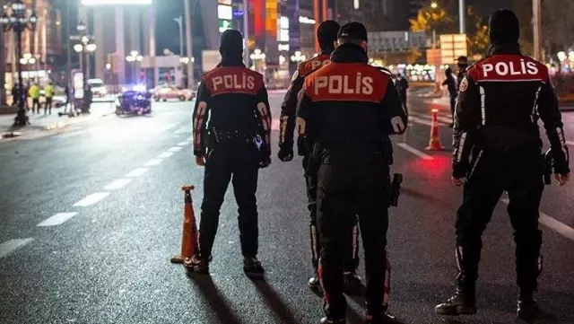 Son dakika! İstanbul Valisi Yerlikaya'dan tam kapanmaya saatler kala önemli uyarı: Belgeleri olmayanlara kesinlikle işlem yapılacak Son dakika! İstanbul Valisi Yerlikaya'dan tam kapanmaya saatler kala önemli uyarı: Belgeleri olmayanlara kesinlikle işlem yapılacak