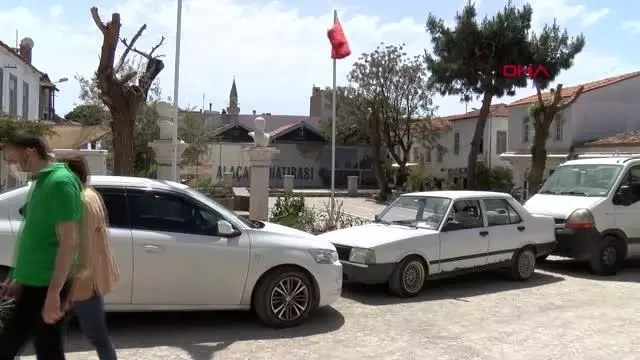 İZMİR ÇEŞME'DE '17 GÜNLÜK TATİL PAKETLERİ ' BEKLENEN İLGİYİ GÖRMEDİ İZMİR ÇEŞME'DE '17 GÜNLÜK TATİL PAKETLERİ ' BEKLENEN İLGİYİ GÖRMEDİ