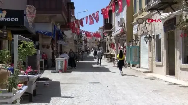 İZMİR ÇEŞME'DE '17 GÜNLÜK TATİL PAKETLERİ ' BEKLENEN İLGİYİ GÖRMEDİ İZMİR ÇEŞME'DE '17 GÜNLÜK TATİL PAKETLERİ ' BEKLENEN İLGİYİ GÖRMEDİ