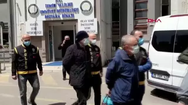 İZMİR DEPREMİYLE İLGİLİ GÖZALTI SAYISI 19'A YÜKSELDİ İZMİR DEPREMİYLE İLGİLİ GÖZALTI SAYISI 19'A YÜKSELDİ