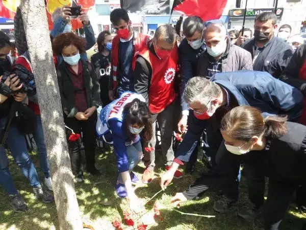 KADIKÖY VE ŞİŞHANE'DE 1 MAYIS'TA ÖLENLER ANILDI -1 Şişhane KADIKÖY VE ŞİŞHANE'DE 1 MAYIS'TA ÖLENLER ANILDI -1 Şişhane