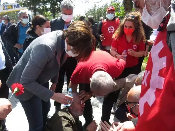 KADIKÖY VE ŞİŞHANE'DE 1 MAYIS'TA ÖLENLER ANILDI -1 Şişhane KADIKÖY VE ŞİŞHANE'DE 1 MAYIS'TA ÖLENLER ANILDI -1 Şişhane