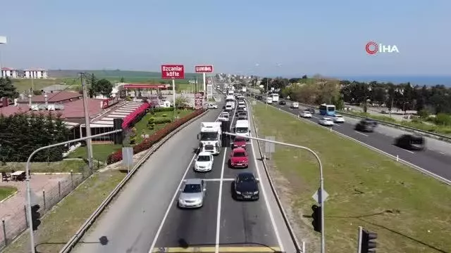 17 günlük kapanma başladı, polis İstanbul'dan Trakya'ya gelen tüm yolları kesti 17 günlük kapanma başladı, polis İstanbul'dan Trakya'ya gelen tüm yolları kesti