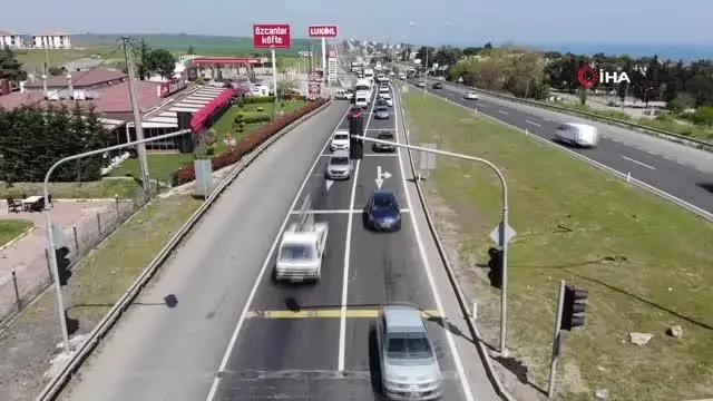 17 günlük kapanma başladı, polis İstanbul'dan Trakya'ya gelen tüm yolları kesti 17 günlük kapanma başladı, polis İstanbul'dan Trakya'ya gelen tüm yolları kesti