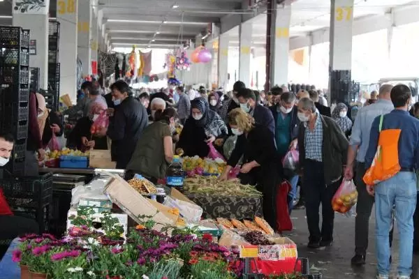 KOCAELİ KAPANMAYA SAATLER KALA PAZARDA SOSYAL MESAFE UNUTULDU KOCAELİ KAPANMAYA SAATLER KALA PAZARDA SOSYAL MESAFE UNUTULDU