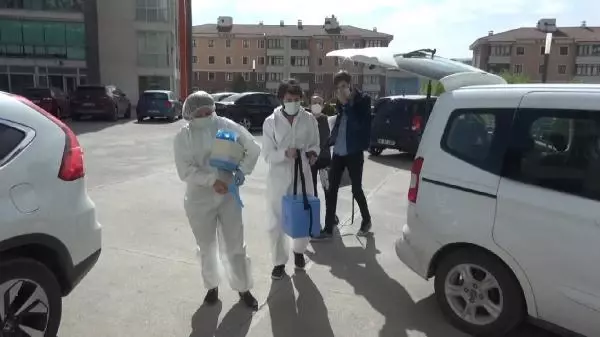 Karabük'te hastaneye gidemeyenlere aşıları evde yapılıyor Karabük'te hastaneye gidemeyenlere aşıları evde yapılıyor