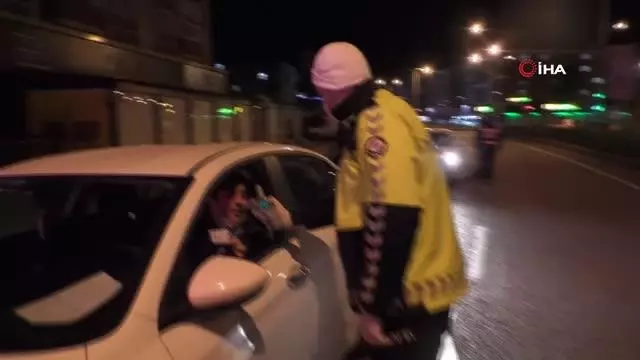 Kars'ta polis kısıtlama denetimlerine başladı Kars'ta polis kısıtlama denetimlerine başladı