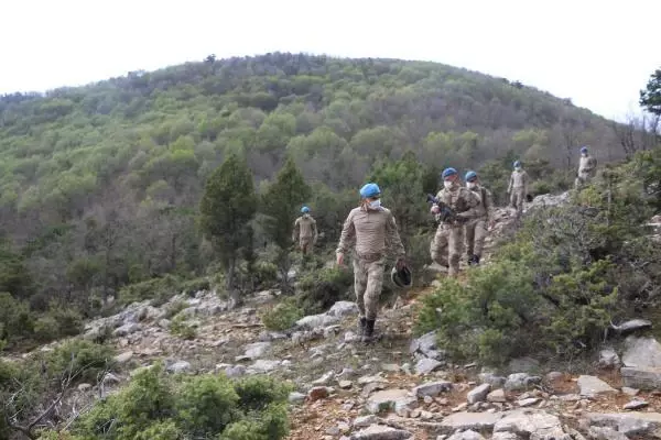KAYIP 2 YAŞINDAKİ SÜLEYMAN'IN ANNESİNDEN 'YIRTICI HAYVAN' AÇIKLAMASI KAYIP 2 YAŞINDAKİ SÜLEYMAN'IN ANNESİNDEN 'YIRTICI HAYVAN' AÇIKLAMASI