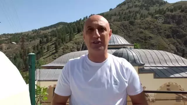 Keban'da ihtiyaç sahibi ailelere ramazan yardımı ulaştırılıyor Keban'da ihtiyaç sahibi ailelere ramazan yardımı ulaştırılıyor
