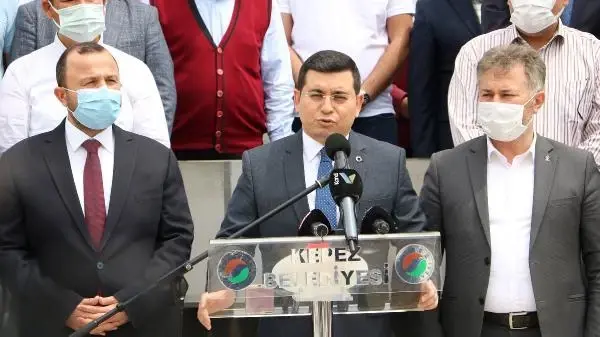 Kepez Belediye Başkanı Tütüncü'den Özkoç'a 'Ermeni Soykırımı' cevabı Kepez Belediye Başkanı Tütüncü'den Özkoç'a 'Ermeni Soykırımı' cevabı