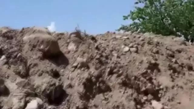 Kırgızistan-Tacikistan sınırında çatışma: 1 ölü, 17 yaralı Kırgızistan-Tacikistan sınırında çatışma: 1 ölü, 17 yaralı