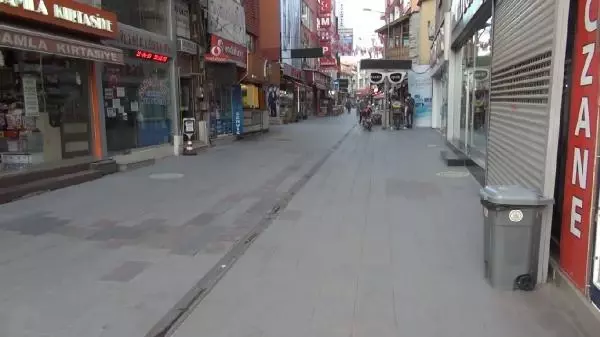 KIRIKKALE'DE 'TAM KAPANMA' BAŞLADI KIRIKKALE'DE 'TAM KAPANMA' BAŞLADI