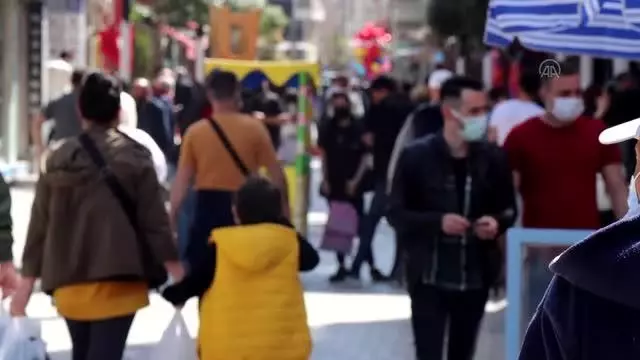 KIRKLARELİ/EDİRNE/TEKİRDAĞ - Trakya'da 'tam kapanma' öncesi yoğunluk arttı KIRKLARELİ/EDİRNE/TEKİRDAĞ - Trakya'da 'tam kapanma' öncesi yoğunluk arttı