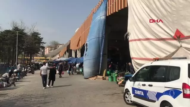 KOCAELİ KAPANMAYA SAATLER KALA PAZARDA SOSYAL MESAFE UNUTULDU KOCAELİ KAPANMAYA SAATLER KALA PAZARDA SOSYAL MESAFE UNUTULDU