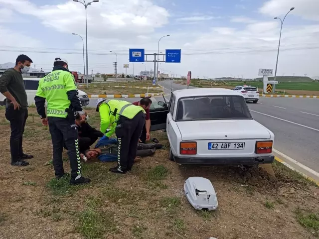 Konya'da otomobil refüje çıktı: 1 yaralı Konya'da otomobil refüje çıktı: 1 yaralı