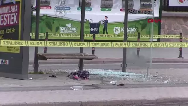KONYA DURAKTA UNUTULAN ÇANTA PANİĞE NEDEN OLDU KONYA DURAKTA UNUTULAN ÇANTA PANİĞE NEDEN OLDU
