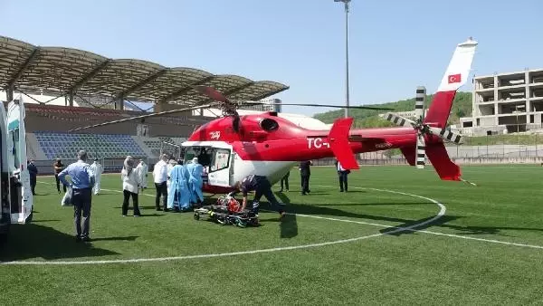 KORONAVİRÜS HASTASI, AMBULANS HELİKOPTERLE ANKARA'YA SEVK EDİLDİ KORONAVİRÜS HASTASI, AMBULANS HELİKOPTERLE ANKARA'YA SEVK EDİLDİ
