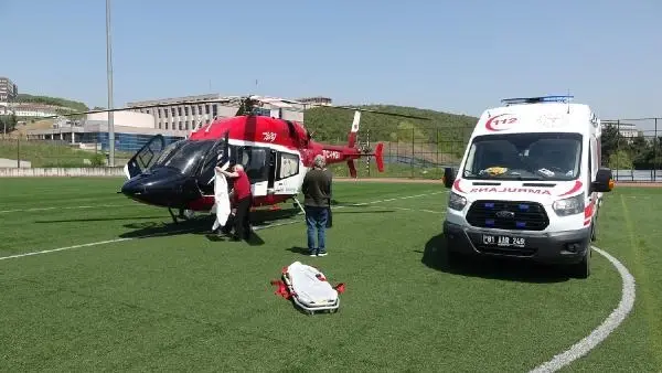 KORONAVİRÜS HASTASI, AMBULANS HELİKOPTERLE ANKARA'YA SEVK EDİLDİ KORONAVİRÜS HASTASI, AMBULANS HELİKOPTERLE ANKARA'YA SEVK EDİLDİ