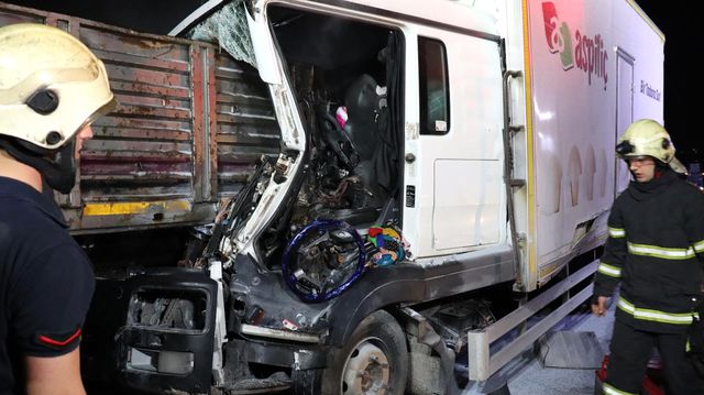 kuzey marmara otoyolu nda kamyon tira carpti 7 14100267 o