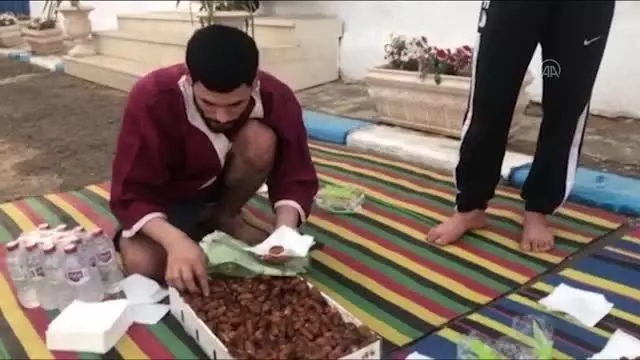 Libya'da işitme engelliler, TİKA'nın 'Erenler Sofrası' iftarında buluştu Libya'da işitme engelliler, TİKA'nın 'Erenler Sofrası' iftarında buluştu