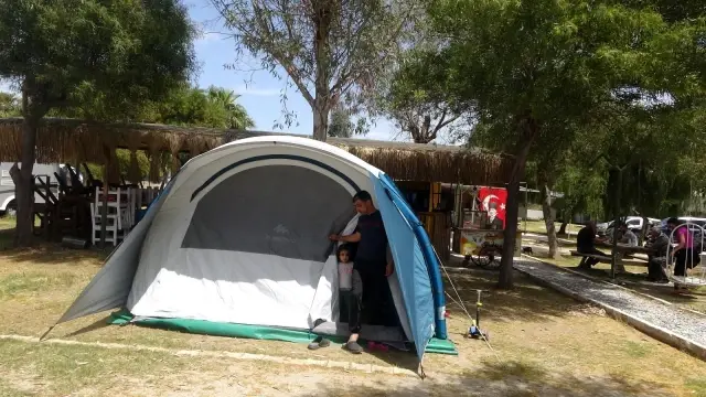 - Marmaris'te tam kapanma öncesi çadır ve kamp alanları dolmaya başladı - Marmaris'te tam kapanma öncesi çadır ve kamp alanları dolmaya başladı