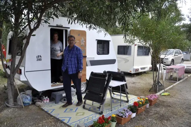 - Marmaris'te tam kapanma öncesi çadır ve kamp alanları dolmaya başladı - Marmaris'te tam kapanma öncesi çadır ve kamp alanları dolmaya başladı