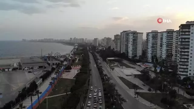 Mersin'de 17 günlük 'tam kapanma' başladı Mersin'de 17 günlük 'tam kapanma' başladı