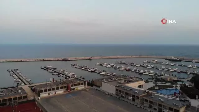 Mersin'de 17 günlük 'tam kapanma' başladı Mersin'de 17 günlük 'tam kapanma' başladı