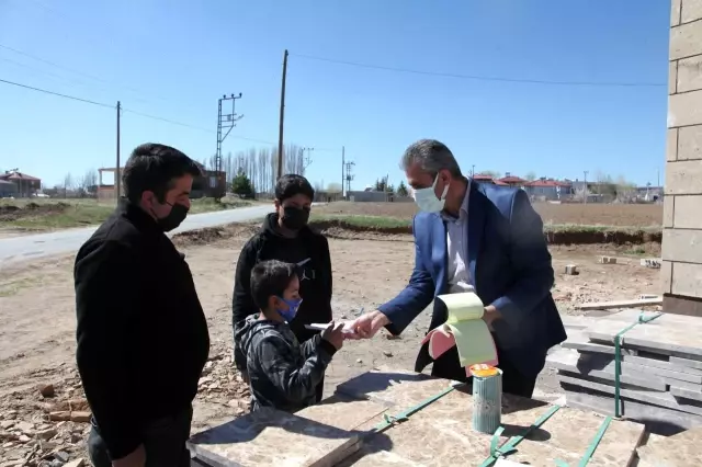 Son dakika! Şehit Eren Öztürk'ün 'cami inşaatı' vasiyetine minik Yunus Emre sahip çıktı Son dakika! Şehit Eren Öztürk'ün 'cami inşaatı' vasiyetine minik Yunus Emre sahip çıktı