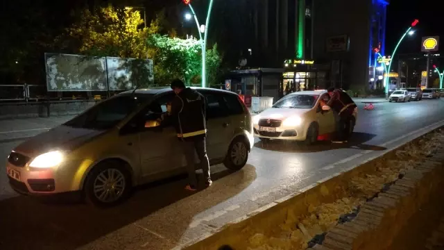 Muş'ta 17 günlük tam kapanma dönemi başladı Muş'ta 17 günlük tam kapanma dönemi başladı