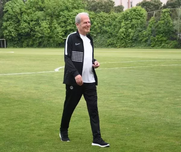 Mustafa Denizli: Laf olsun diye gelmedik Mustafa Denizli: Laf olsun diye gelmedik