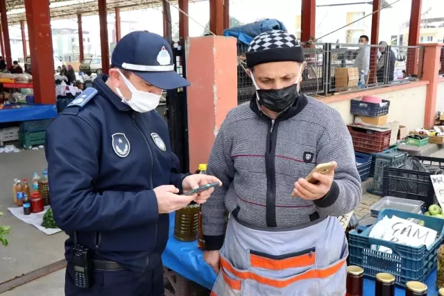 Nazilli'de 4 ayrı noktada semt pazarı kuruldu Nazilli'de 4 ayrı noktada semt pazarı kuruldu