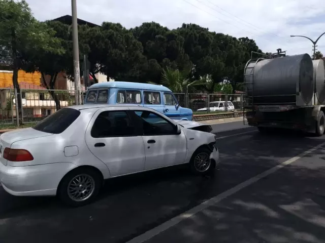 Nazilli'de trafik kazası: 1 yaralı Nazilli'de trafik kazası: 1 yaralı