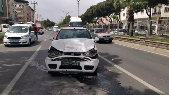 Nazilli'de trafik kazası: 1 yaralı Nazilli'de trafik kazası: 1 yaralı