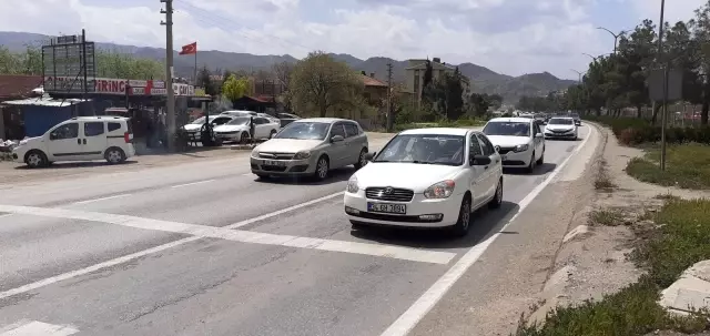 Osmancık'tan geçen D-100 karayolunda 'tam kapanma' yoğunluğu Osmancık'tan geçen D-100 karayolunda 'tam kapanma' yoğunluğu