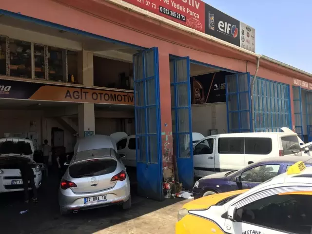 Oto sanayilerde yasak öncesi büyük yoğunluk Oto sanayilerde yasak öncesi büyük yoğunluk