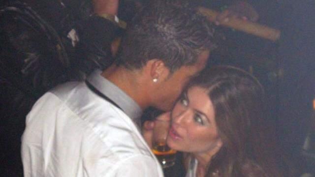 Ronaldo'yu tecavüzle suçlayan Mayorga, yıldız futbolcuya 36 milyon sterlinlik manevi tazminat davası açıyor Ronaldo'yu tecavüzle suçlayan Mayorga, yıldız futbolcuya 36 milyon sterlinlik manevi tazminat davası açıyor