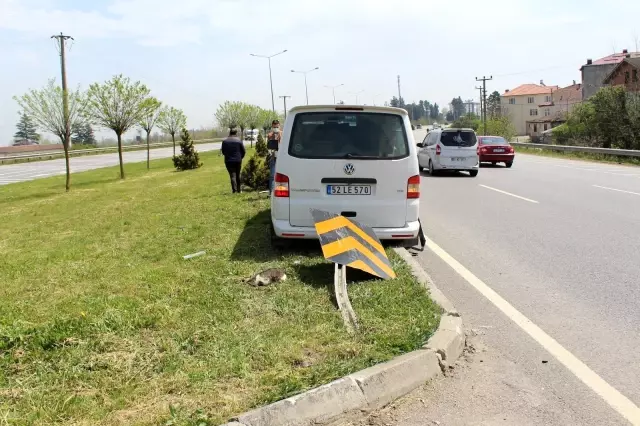 Samsun'da trafik kazası: 2 yaralı Samsun'da trafik kazası: 2 yaralı
