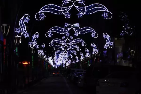 ŞANLIURFA'DA SOKAKLAR BOŞ KALDI ŞANLIURFA'DA SOKAKLAR BOŞ KALDI