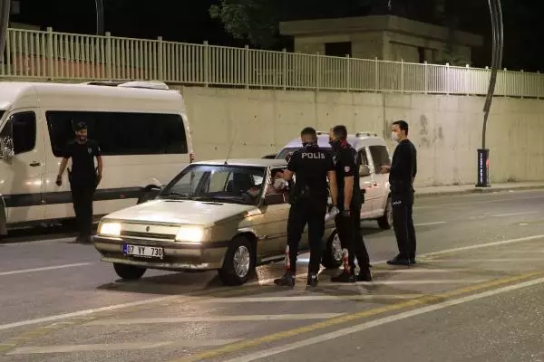 ŞANLIURFA'DA SOKAKLAR BOŞ KALDI ŞANLIURFA'DA SOKAKLAR BOŞ KALDI