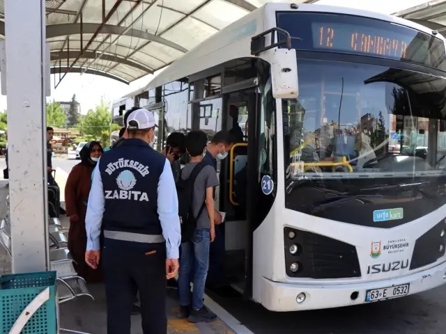 Şanlıurfa'da tam kapanma öncesi sıkı denetim Şanlıurfa'da tam kapanma öncesi sıkı denetim