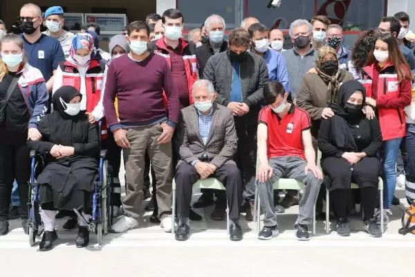 Şehit Uzman Onbaşı Gökçe'nin cenazesi Amasya'da (2) Şehit Uzman Onbaşı Gökçe'nin cenazesi Amasya'da (2)