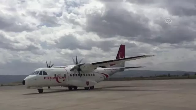 Şehit Uzman Onbaşı Hüsamettin Gökçe'nin cenazesi Amasya'ya getirildi Şehit Uzman Onbaşı Hüsamettin Gökçe'nin cenazesi Amasya'ya getirildi