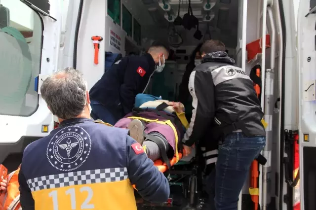 Sinop'ta merdivenden düşen yaşlı kadın hastanelik oldu Sinop'ta merdivenden düşen yaşlı kadın hastanelik oldu
