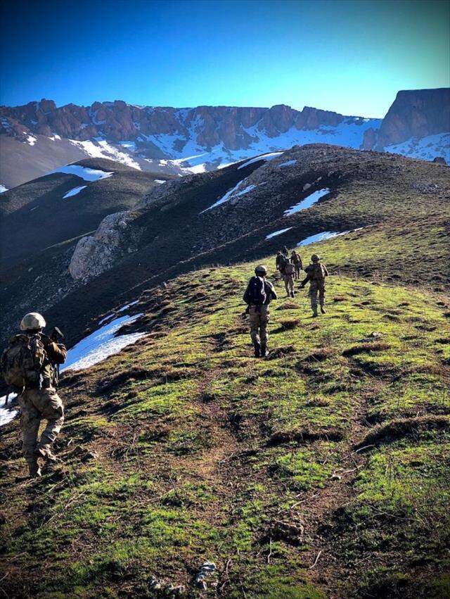 Şırnak ve Hakkari'de, Eren Cudi-Besta ve Eren Kazan-Oğul operasyonları başlatıldı